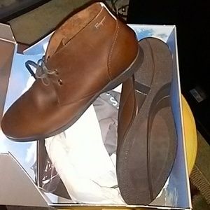 Mens shoes